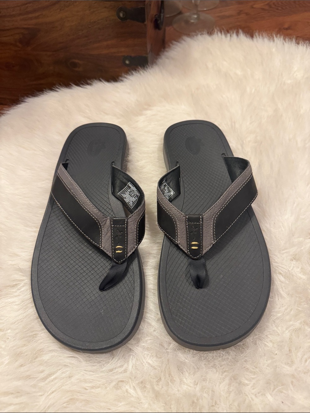 Chaco Men's Black and Gray Flip-Flop Leather  Sandals Size 13 pre-owned
